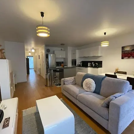Appartement 2 Pieces 57M2 Terrasse Sur Cour Proche Paris Porte Maillot Levallois-Perret Exterior photo