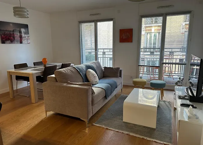 Appartement 2 Pieces 57M2 Terrasse Sur Cour Proche Paris Porte Maillot